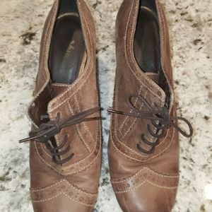 Vintage Oxford Heel booties